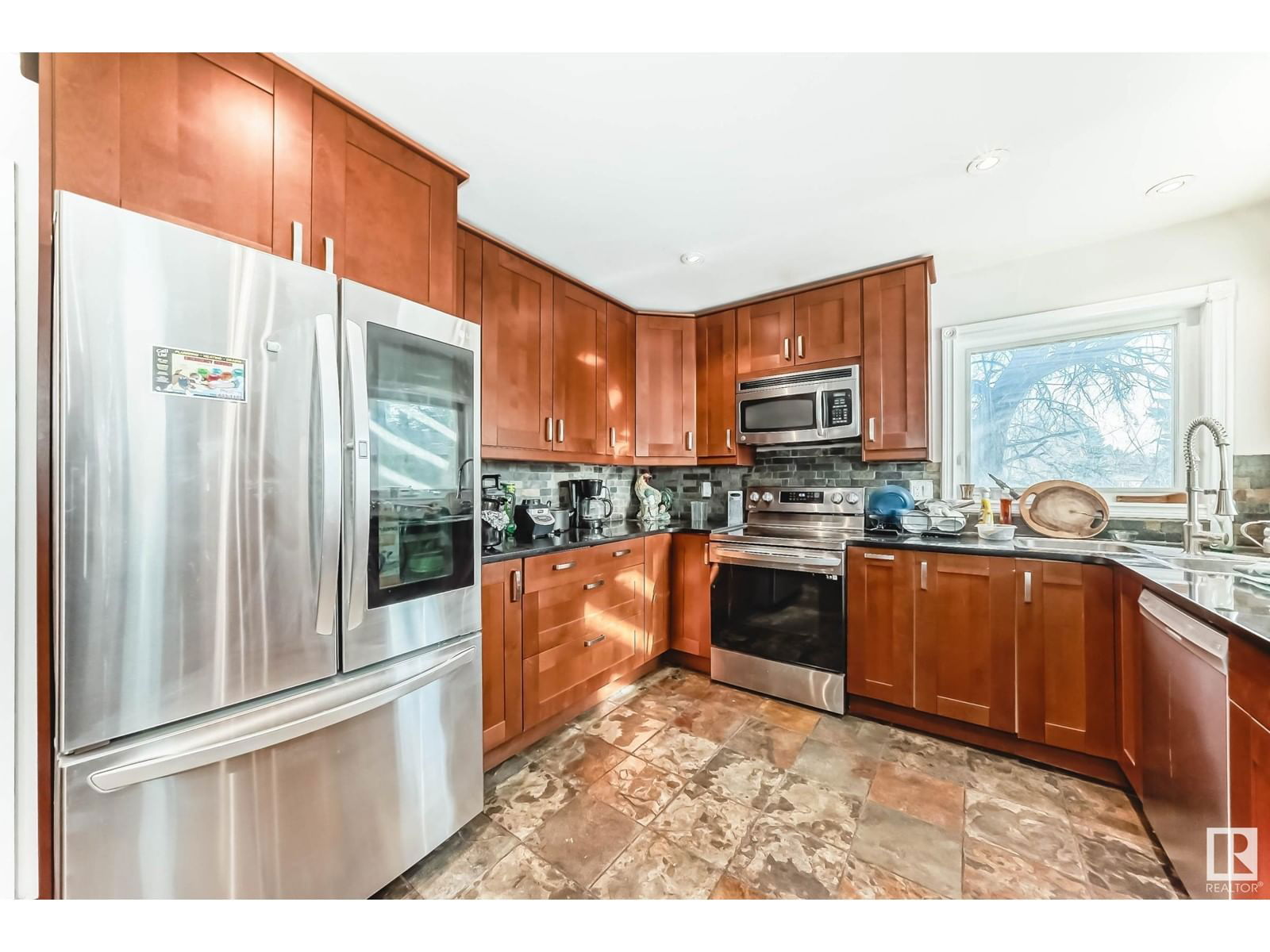 101 WESTRIDGE RD Image 11