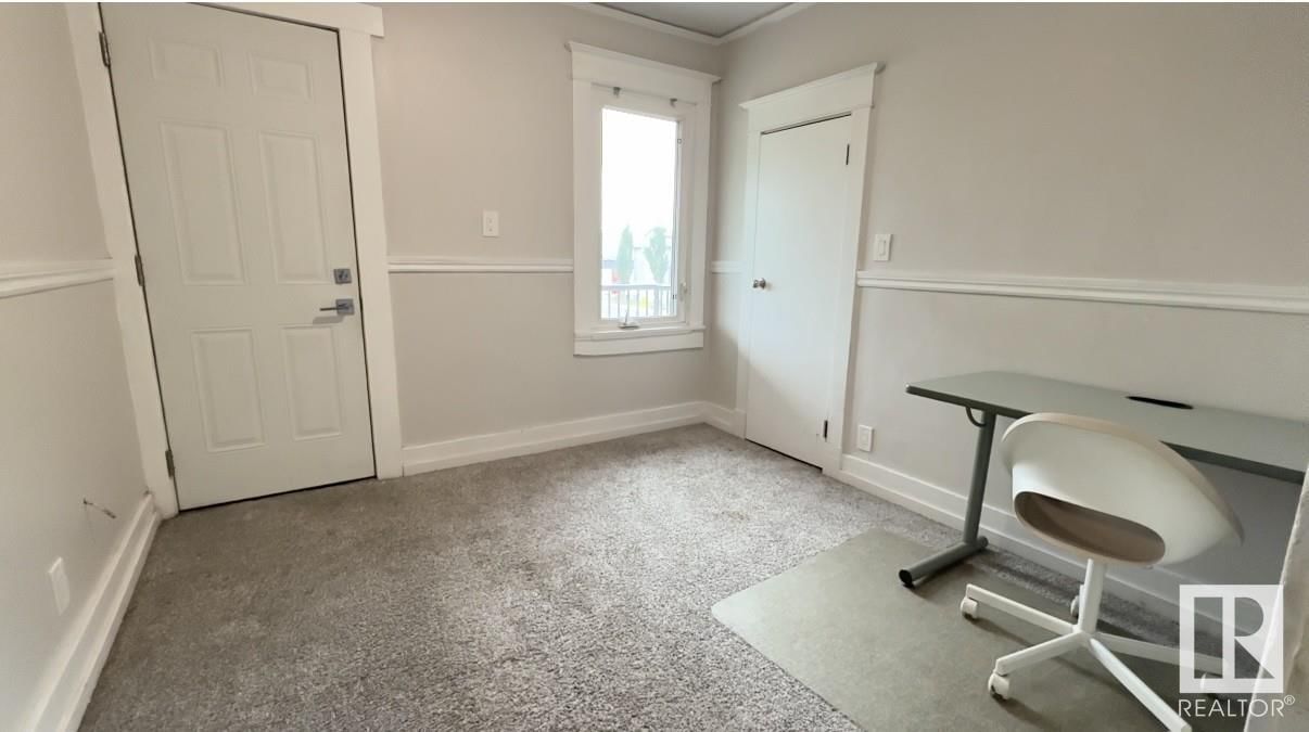 9862 76 AV Image 24