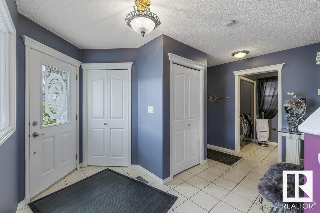 12943 Hudson Wy Nw Edmonton, Alberta