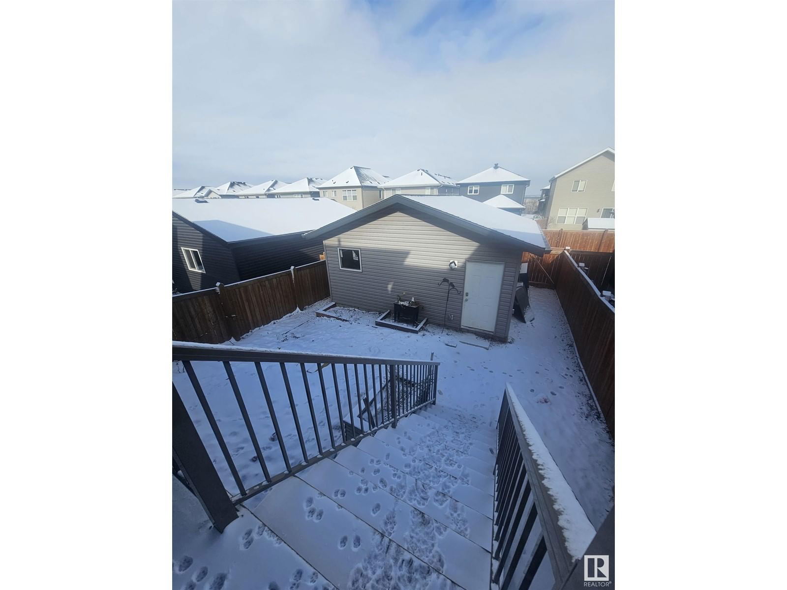 327 Hawks Ridge Bv Nw Edmonton, Alberta