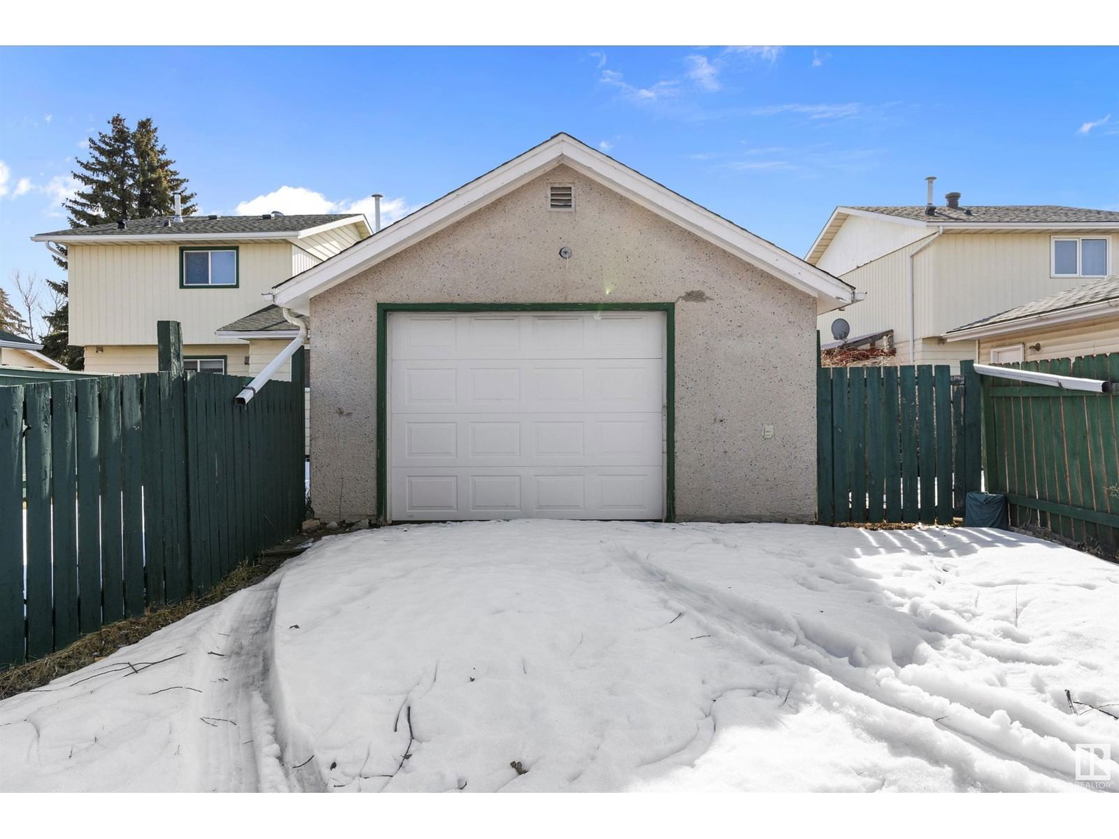 10314 158 Av Nw Edmonton, Alberta