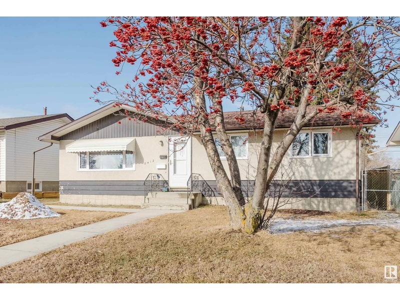 8412 134 Av Nw Edmonton, Alberta