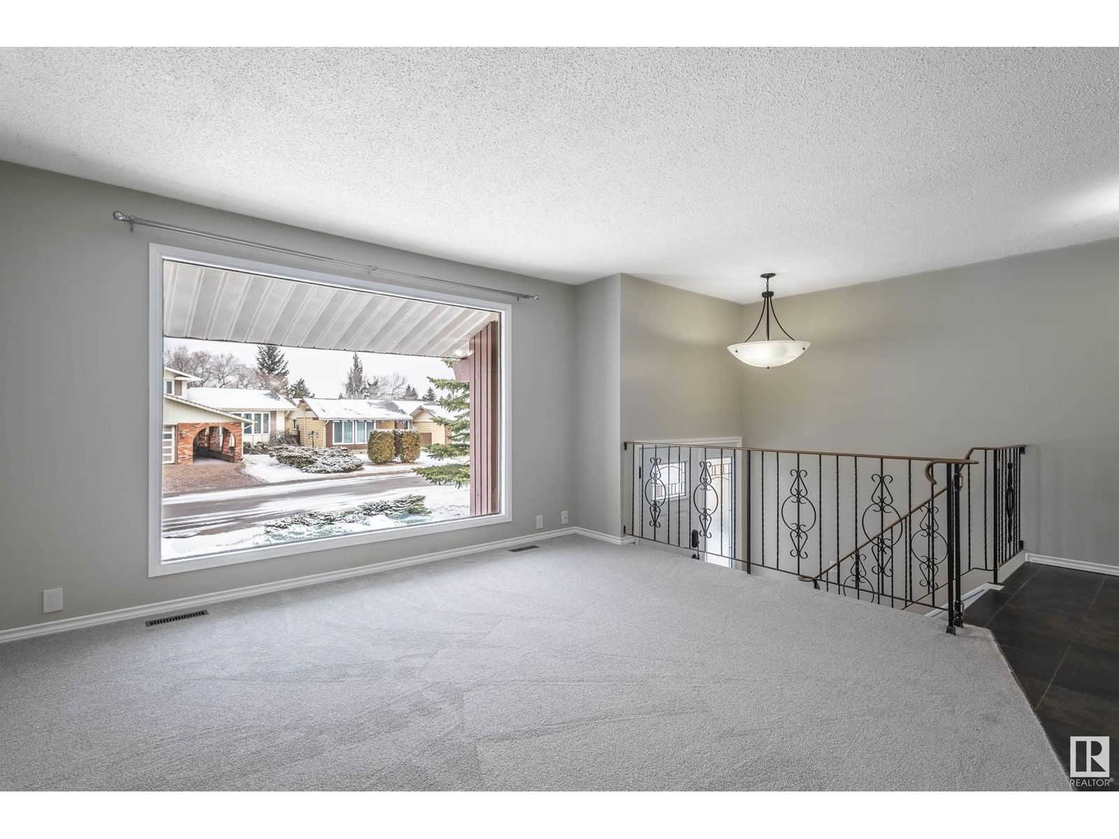 116 Harrison Dr Nw Edmonton, Alberta