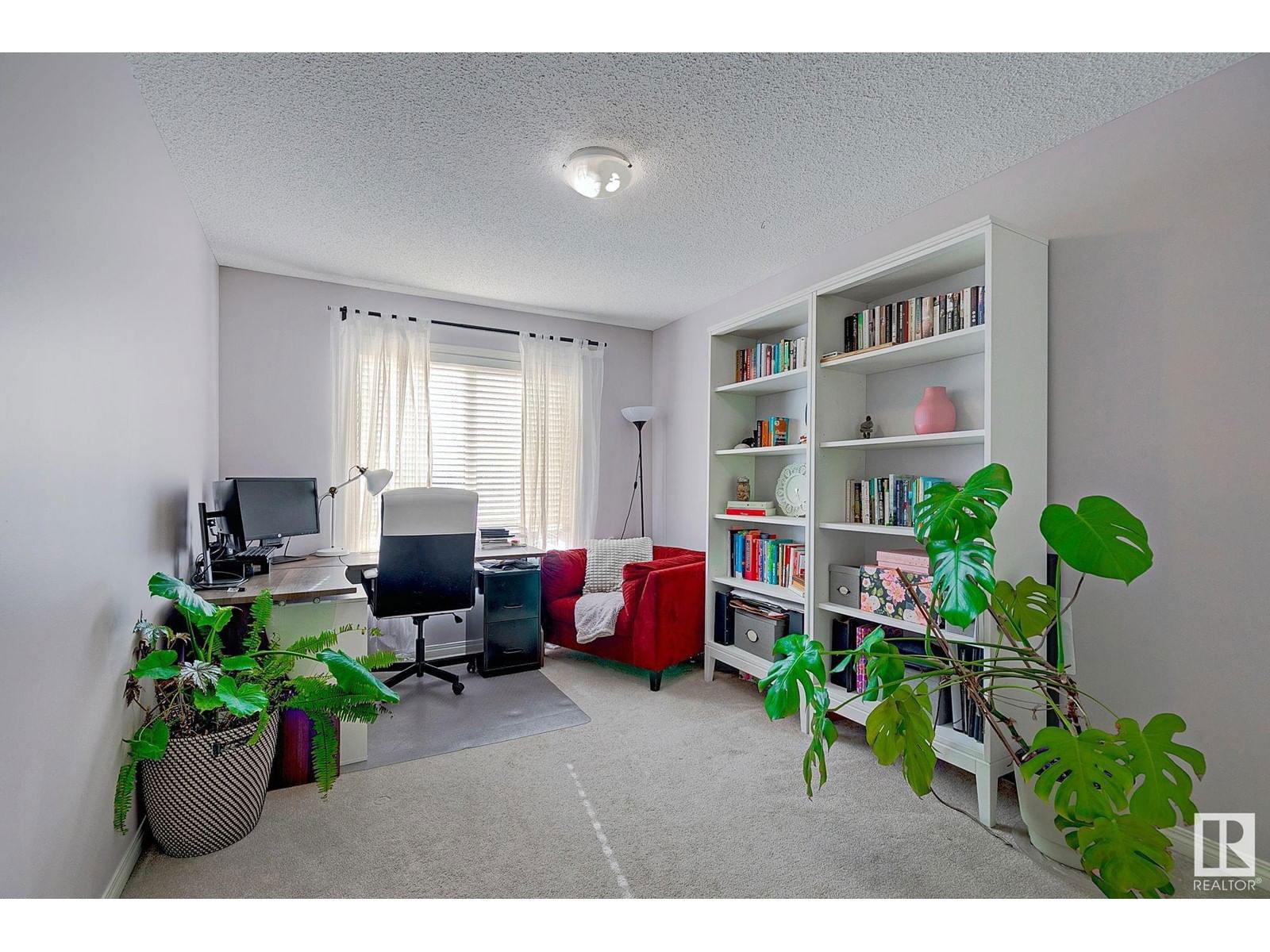 7315 24 Av Sw Edmonton, Alberta