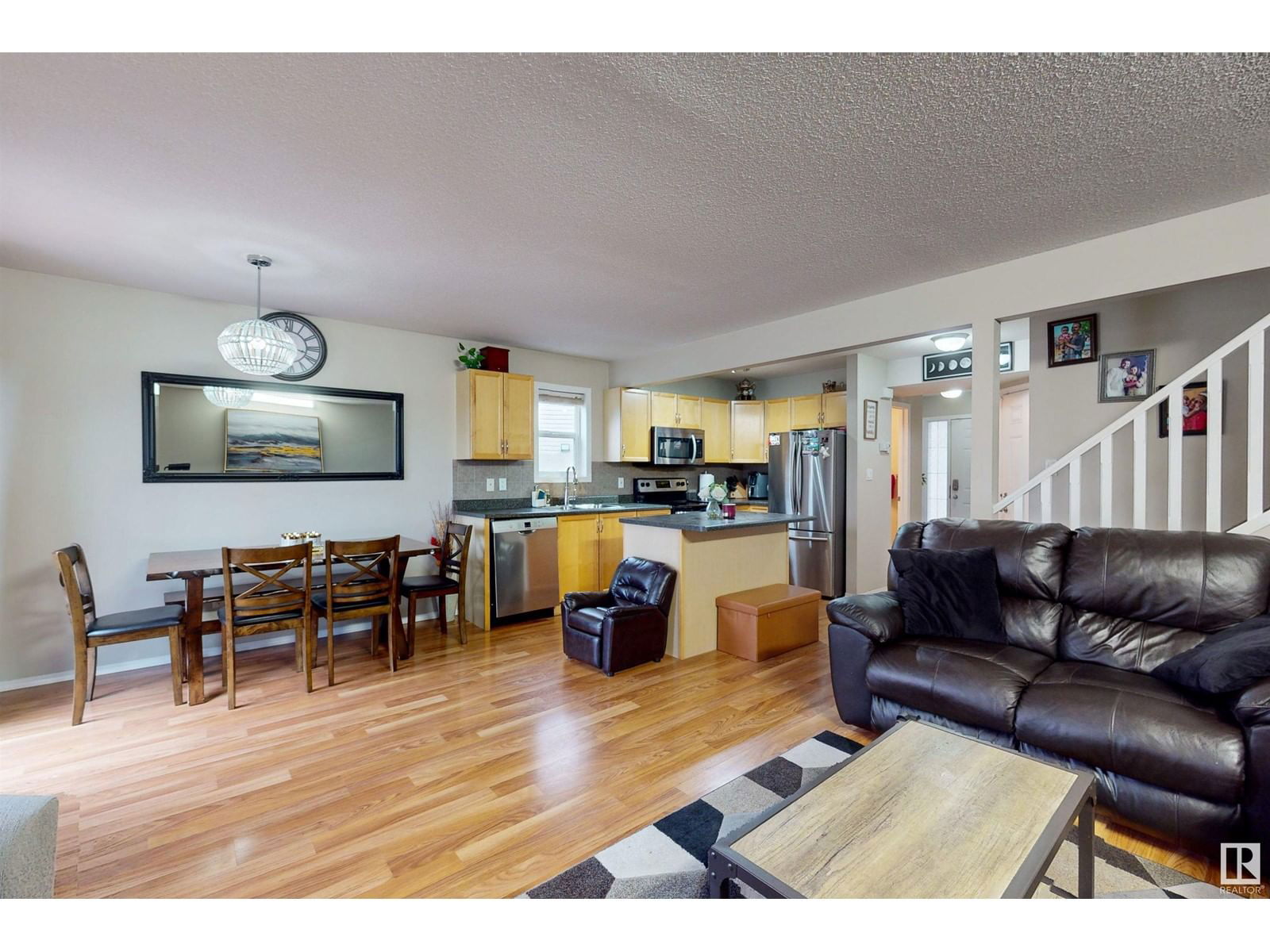 2031 Hammond Cl Nw Edmonton, Alberta