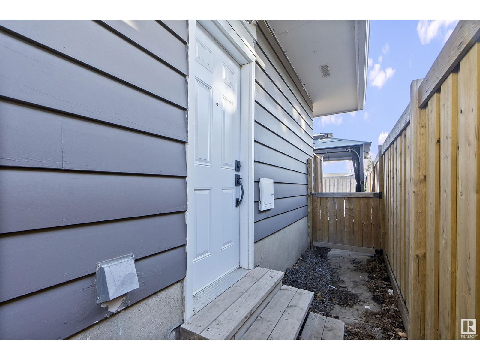 9824 68 St Nw Edmonton, Alberta