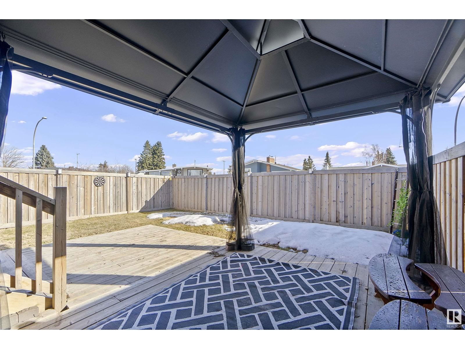 9824 68 St Nw Edmonton, Alberta