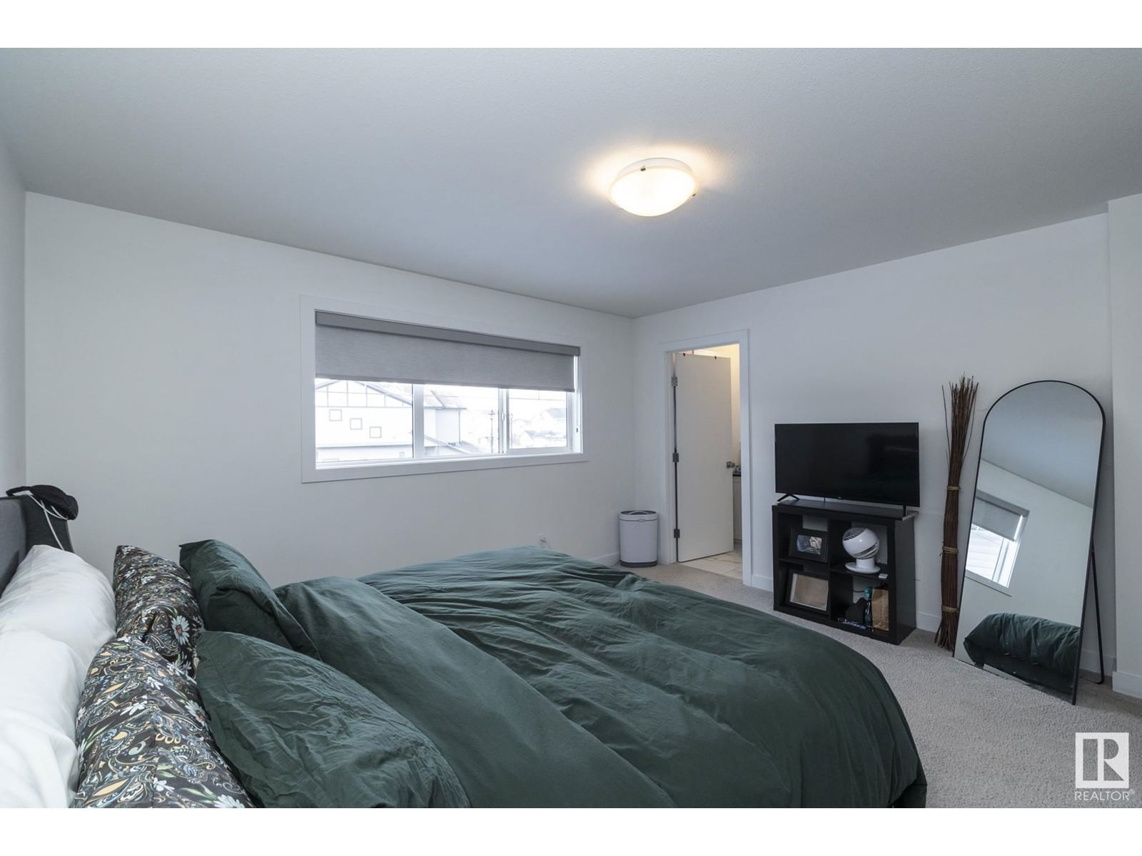 9445 206a St Nw Edmonton, Alberta