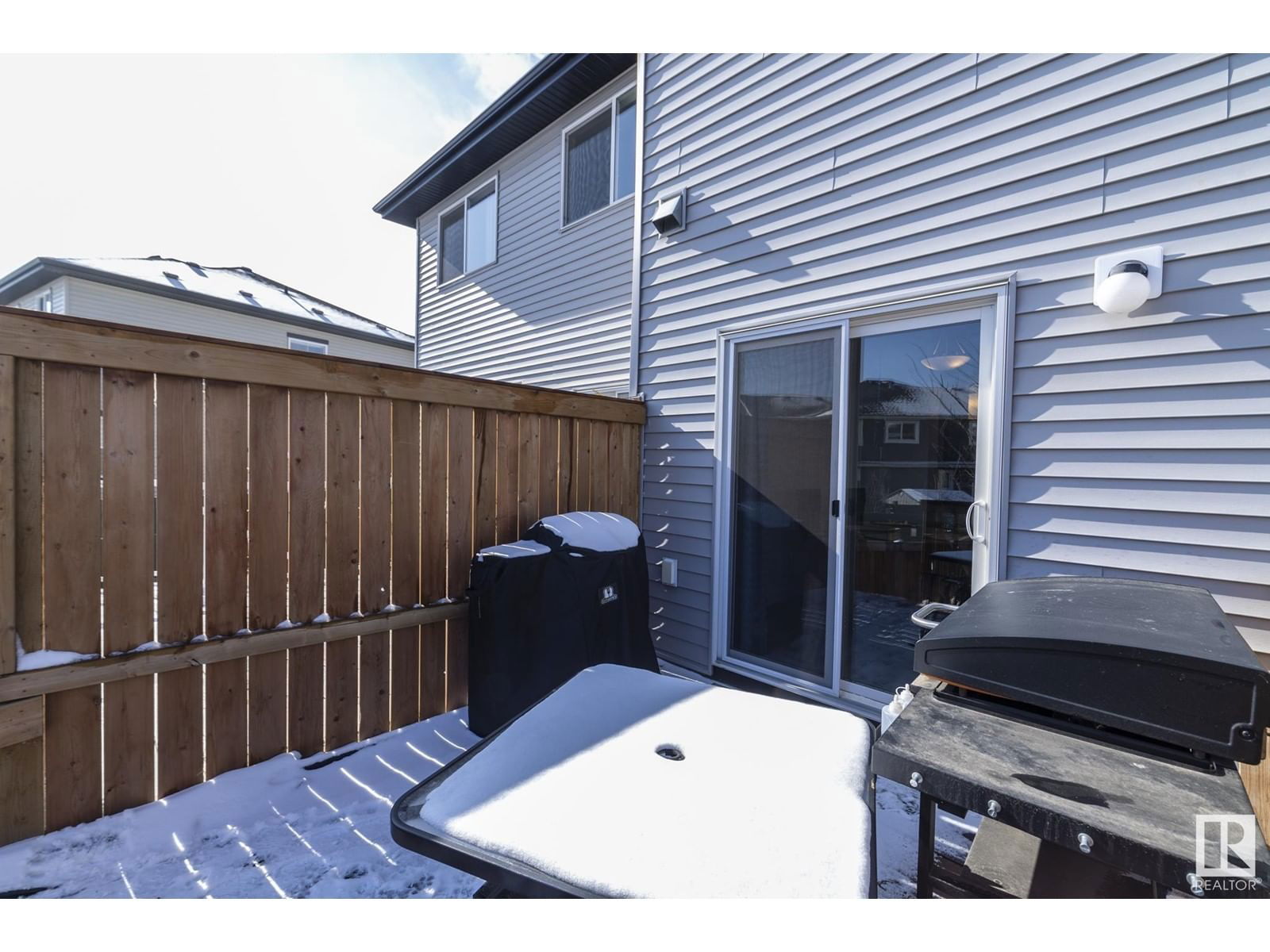 9445 206a St Nw Edmonton, Alberta