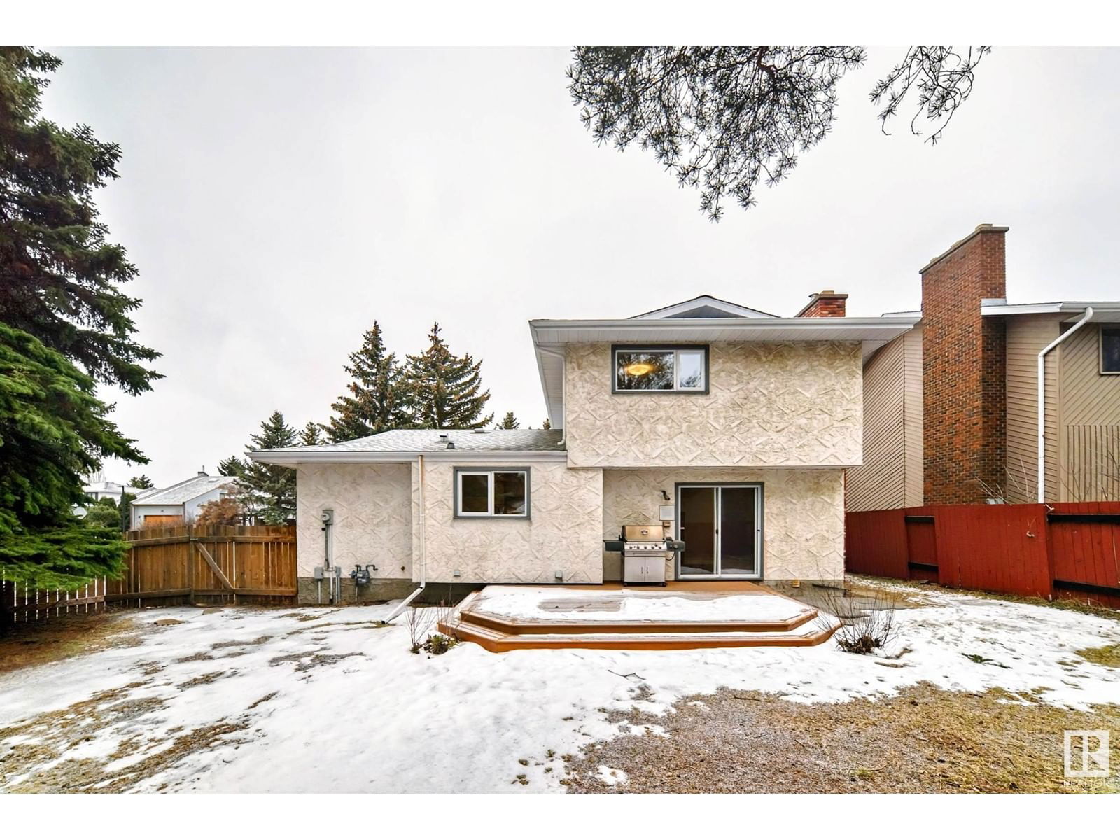 523 Wahstao Rd Nw Edmonton, Alberta