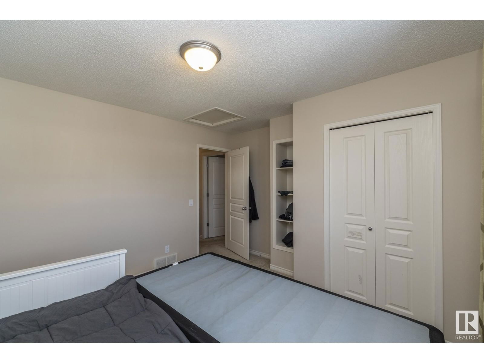 6126 Stinson Wy Nw Edmonton, Alberta