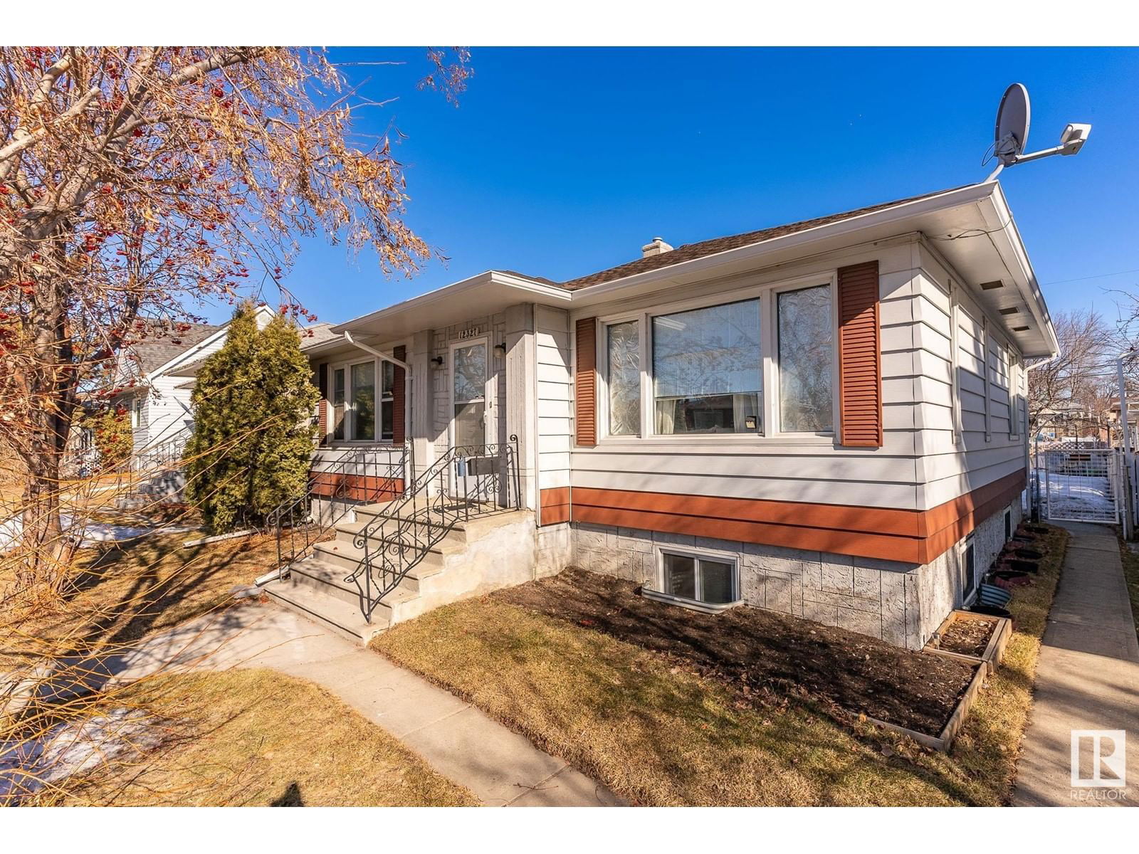 12327 95 St Nw Edmonton, Alberta