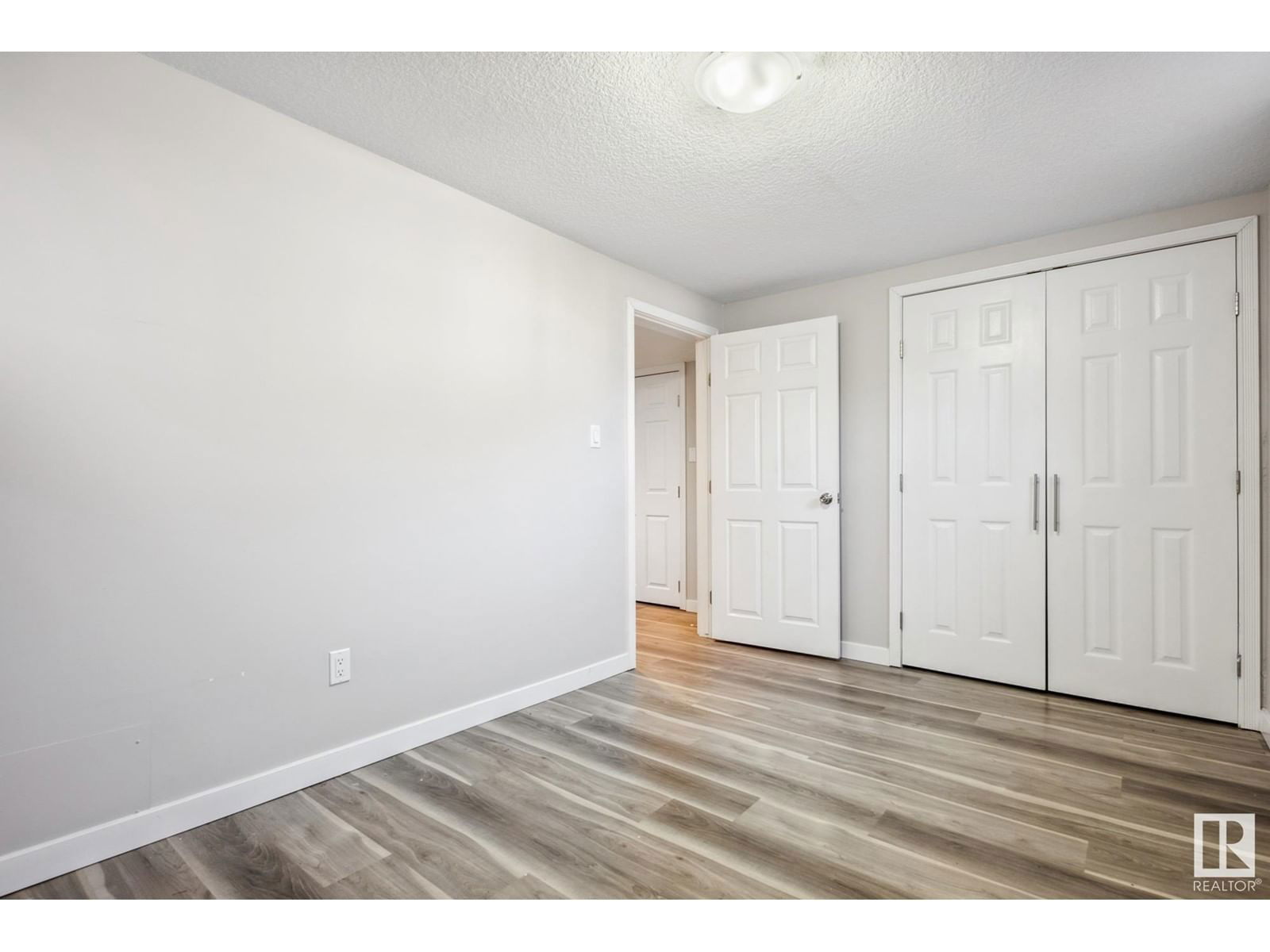 12327 95 St Nw Edmonton, Alberta