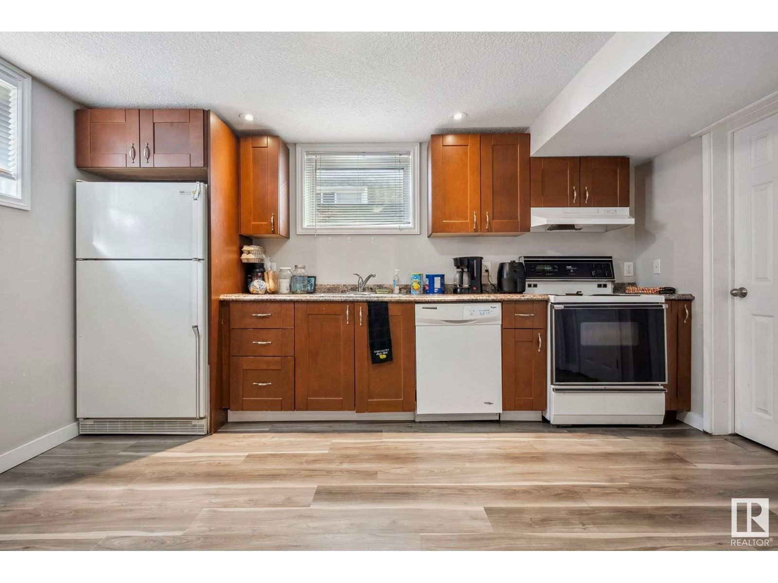 12327 95 St Nw Edmonton, Alberta