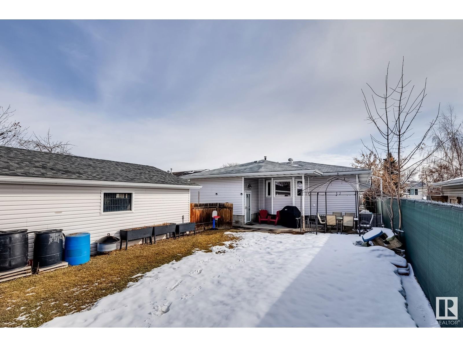 3208 80 St Nw Edmonton, Alberta