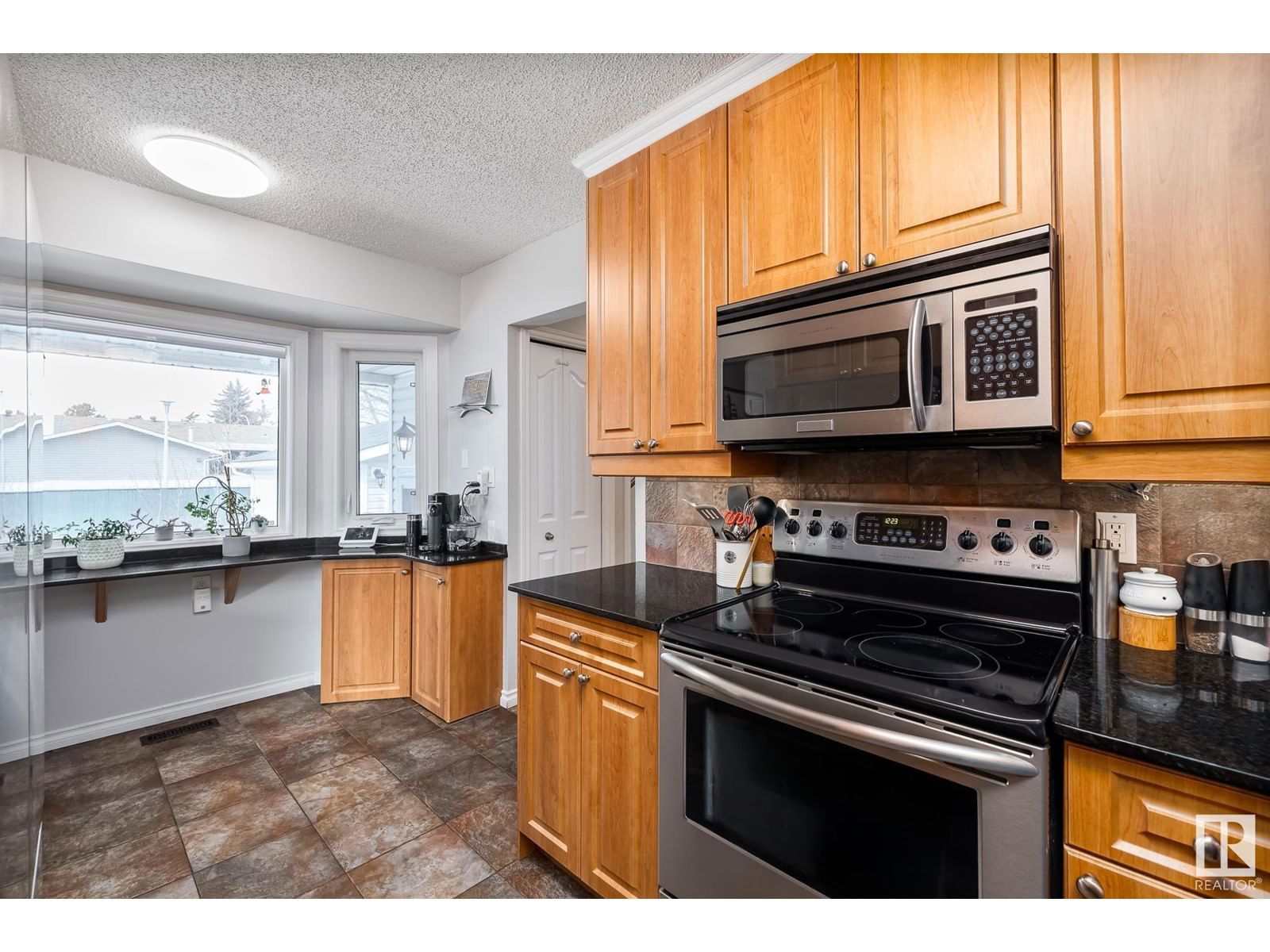 3208 80 St Nw Edmonton, Alberta