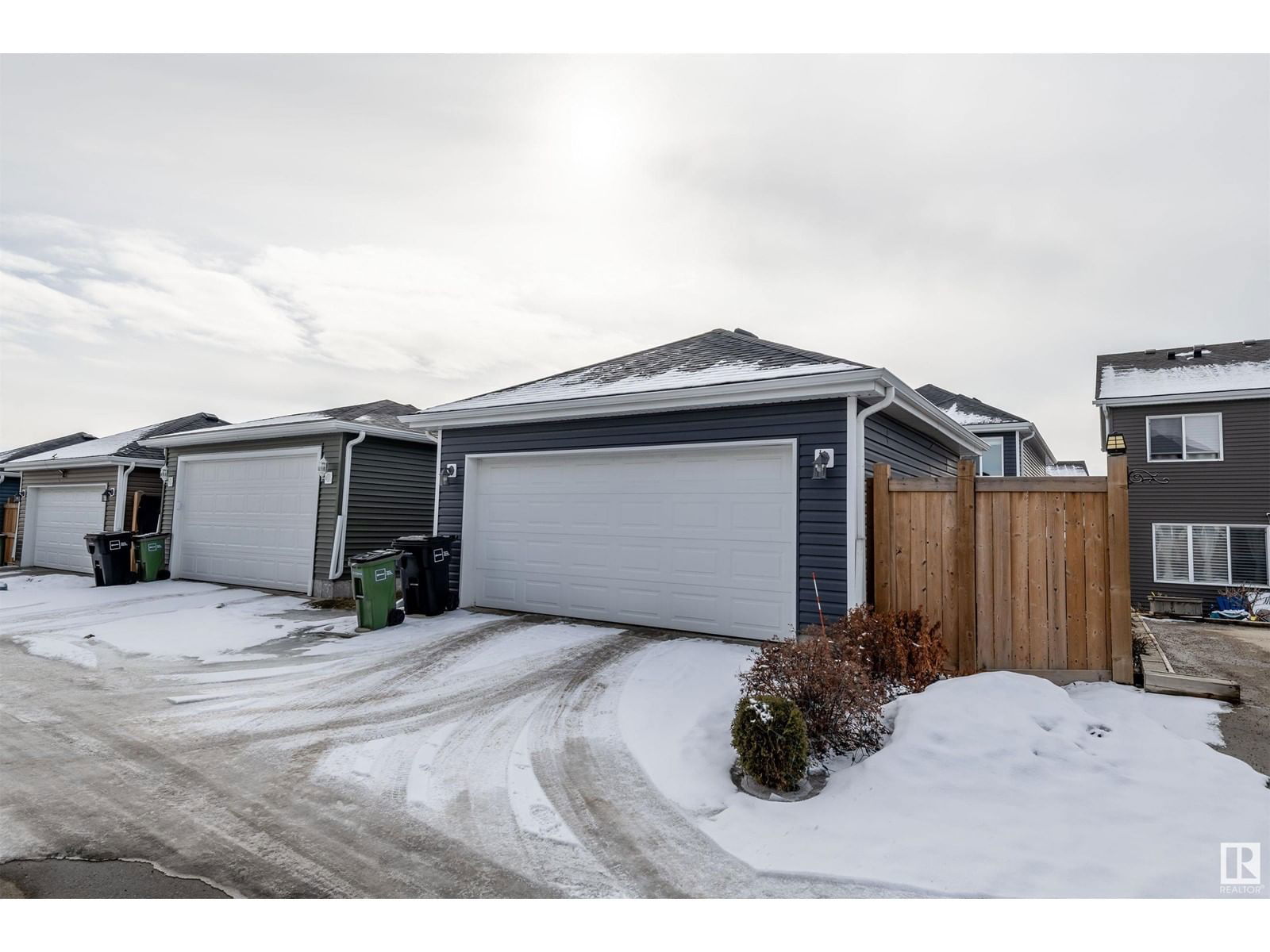 6763 Elston Ln Nw Edmonton, Alberta