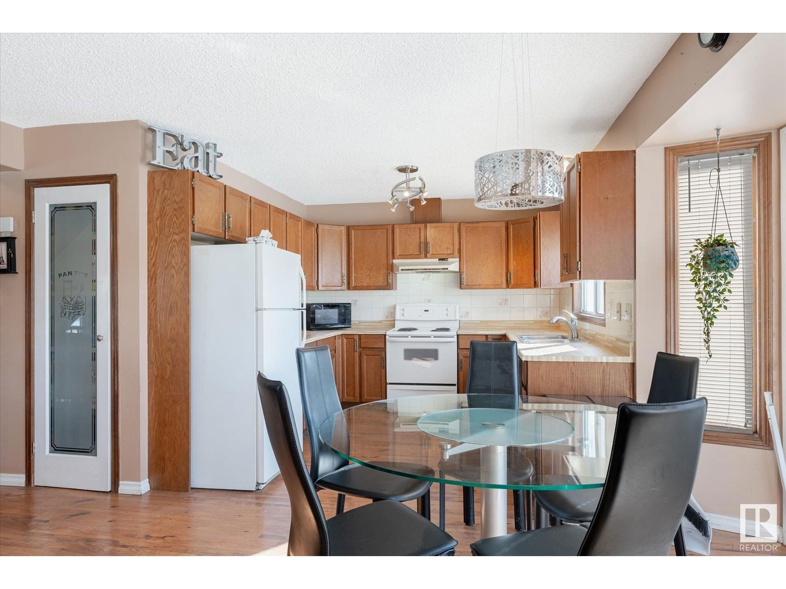 9740 190 St Nw Edmonton, Alberta