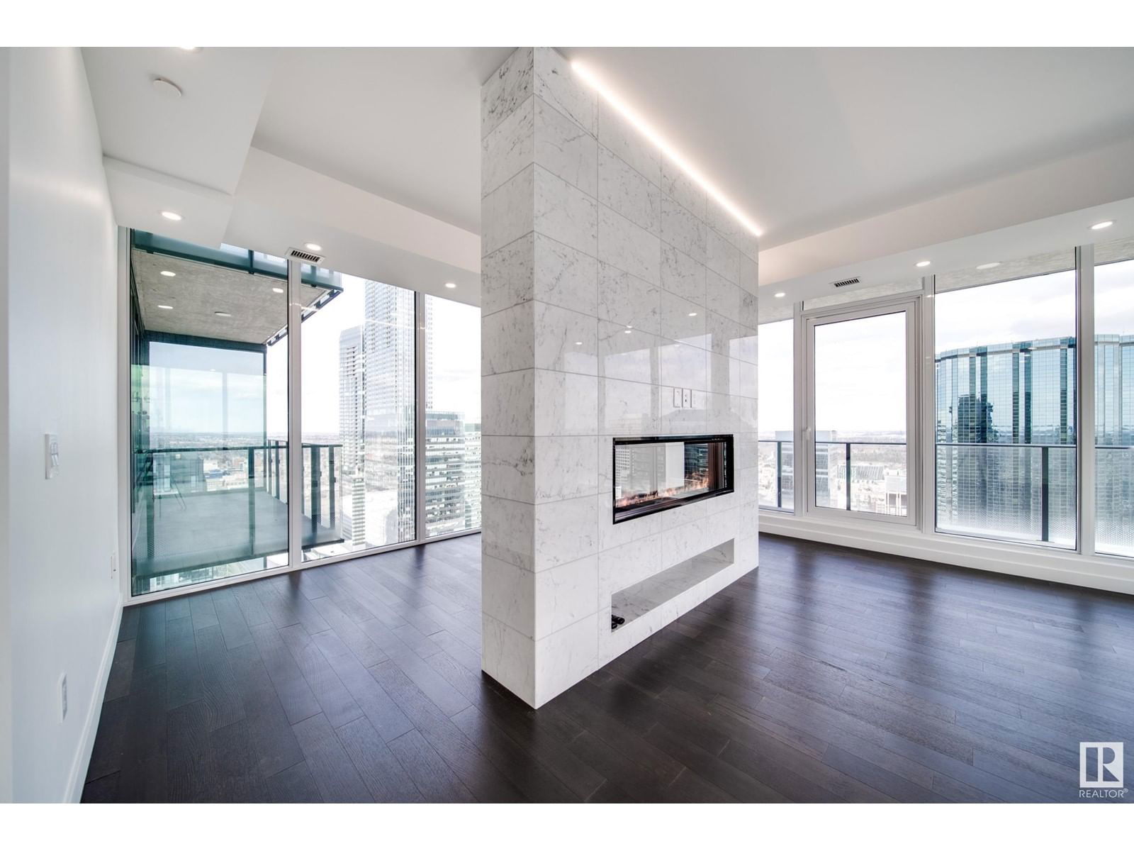 3901 10180 103 ST NW Image 18