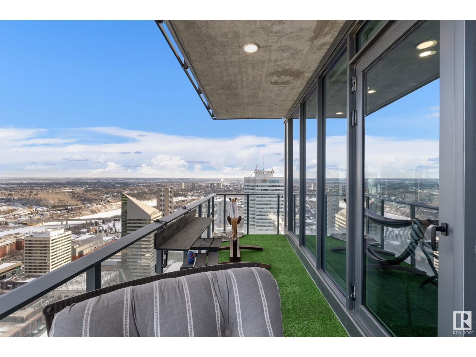 3901 10180 103 ST NW Image 45