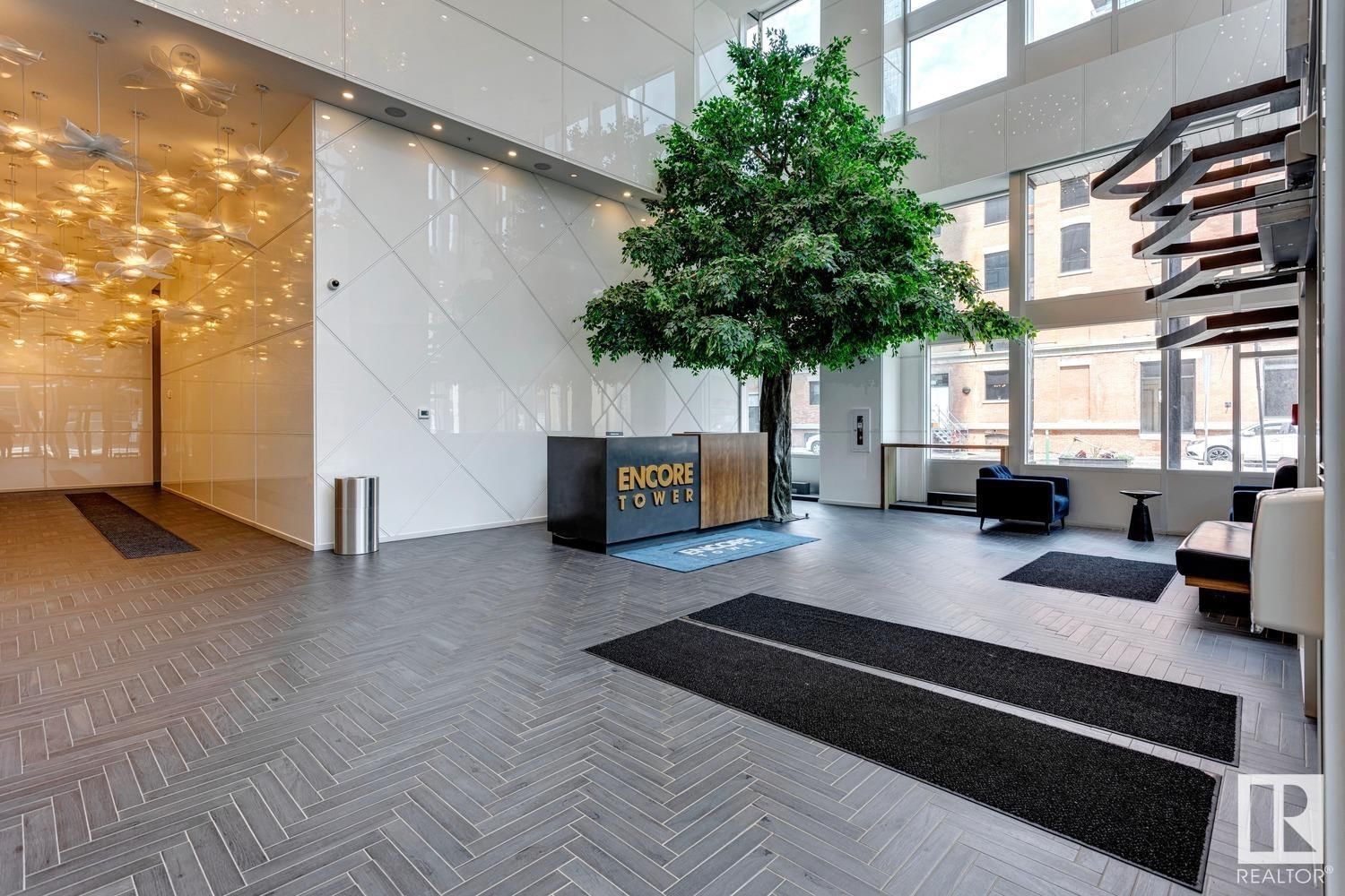 3901 10180 103 ST NW Image 62