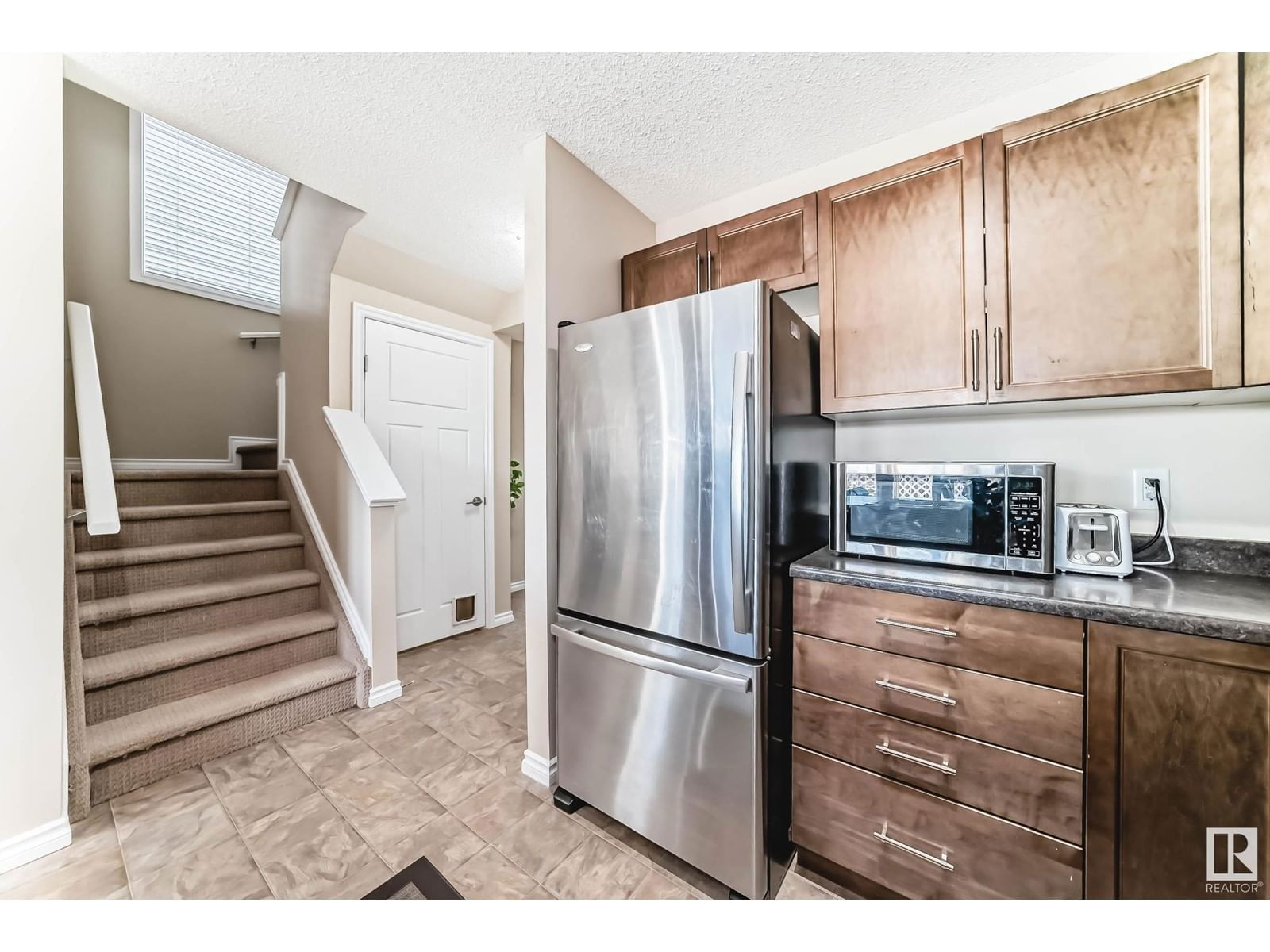 1624 65 St Sw Edmonton, Alberta