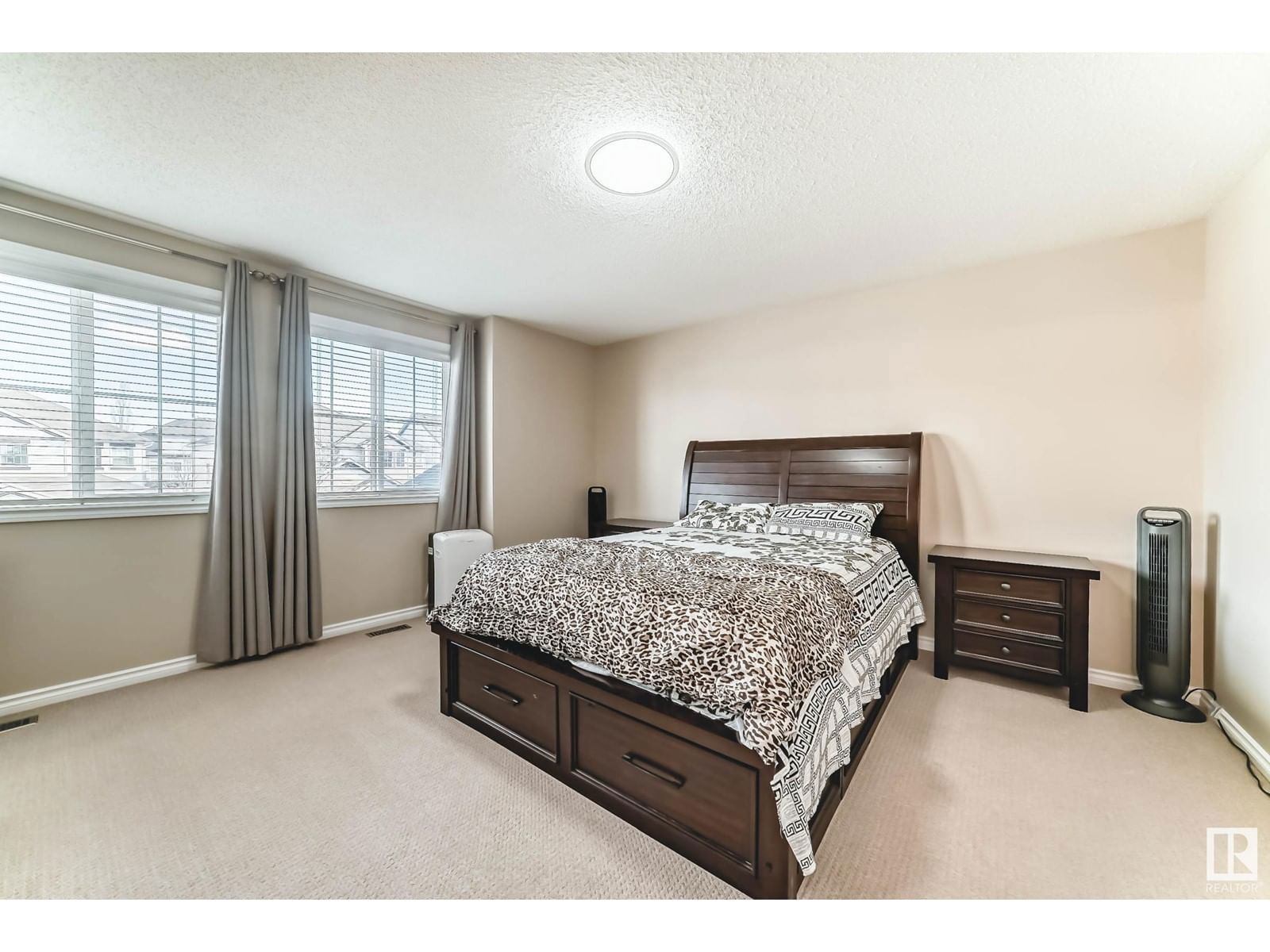 1624 65 St Sw Edmonton, Alberta