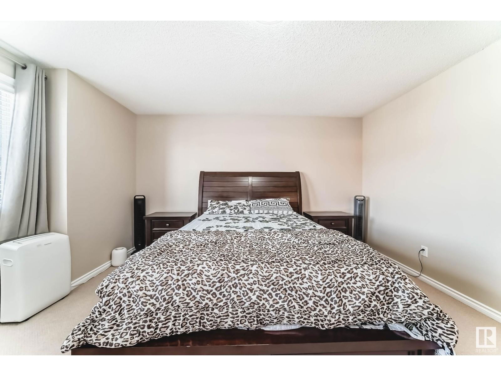 1624 65 St Sw Edmonton, Alberta