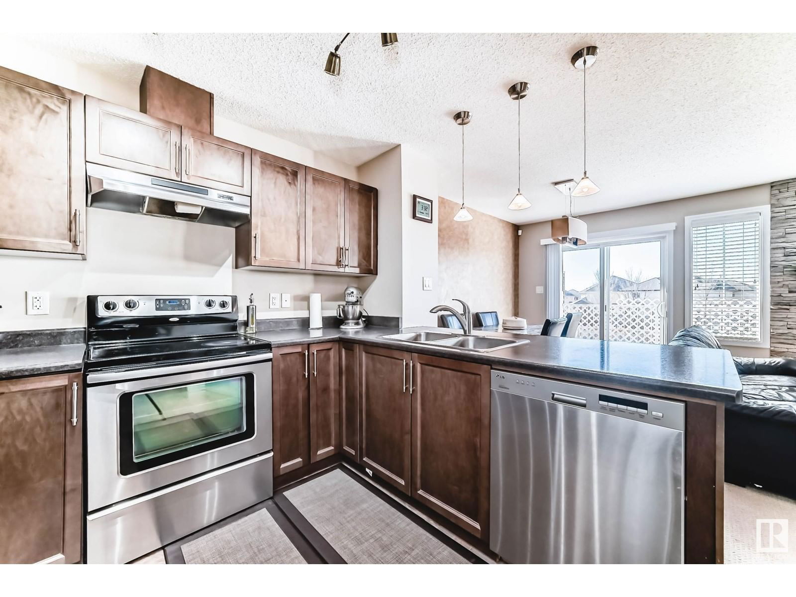 1624 65 St Sw Edmonton, Alberta