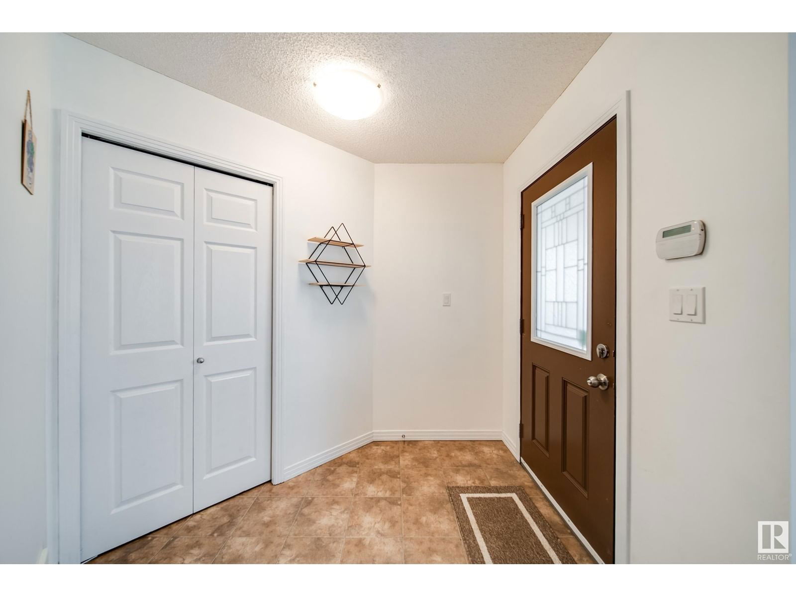 1013 177a St Sw Edmonton, Alberta