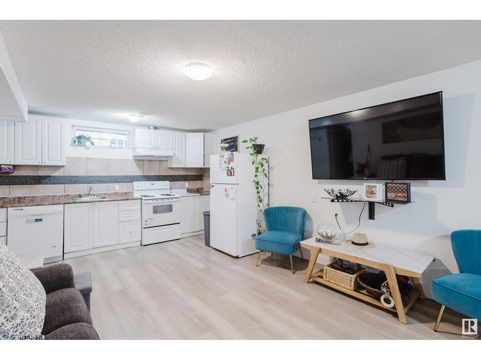 1115 87 St Nw Edmonton, Alberta