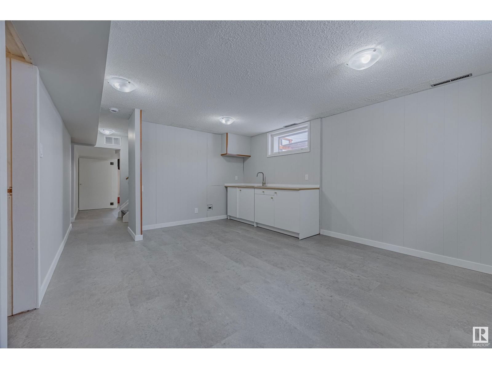 13305 68 St Nw Nw Edmonton, Alberta