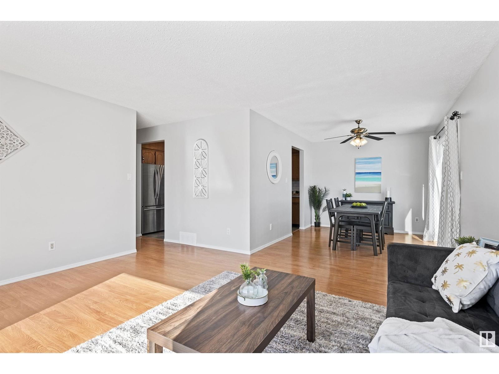 1071 56 St Nw Edmonton, Alberta