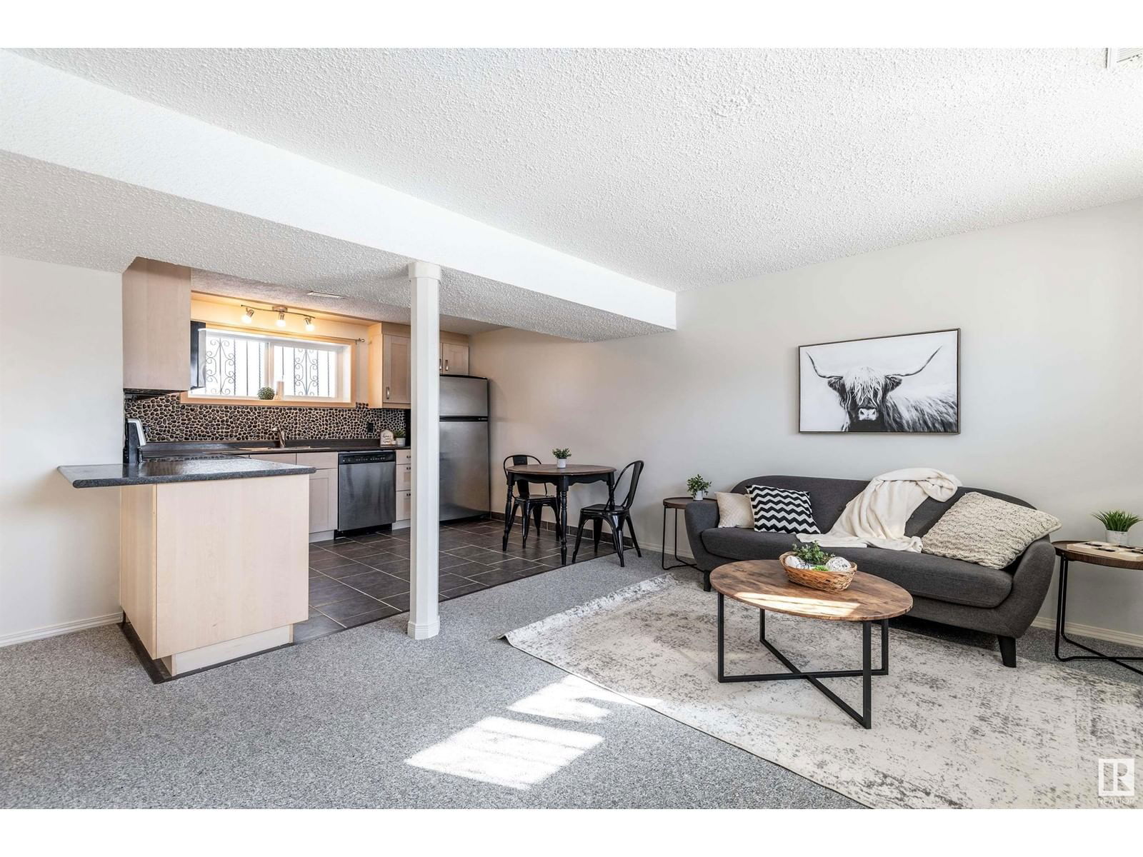 1071 56 St Nw Edmonton, Alberta