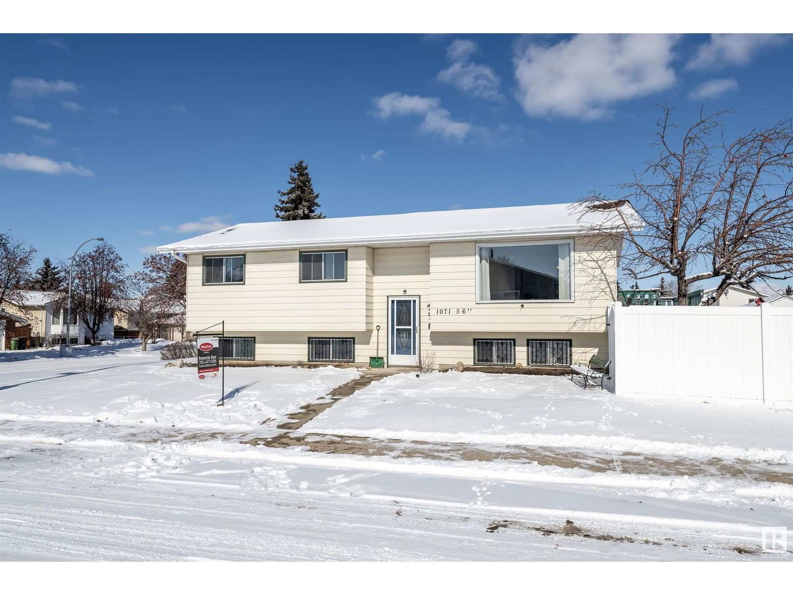 1071 56 St Nw Edmonton, Alberta