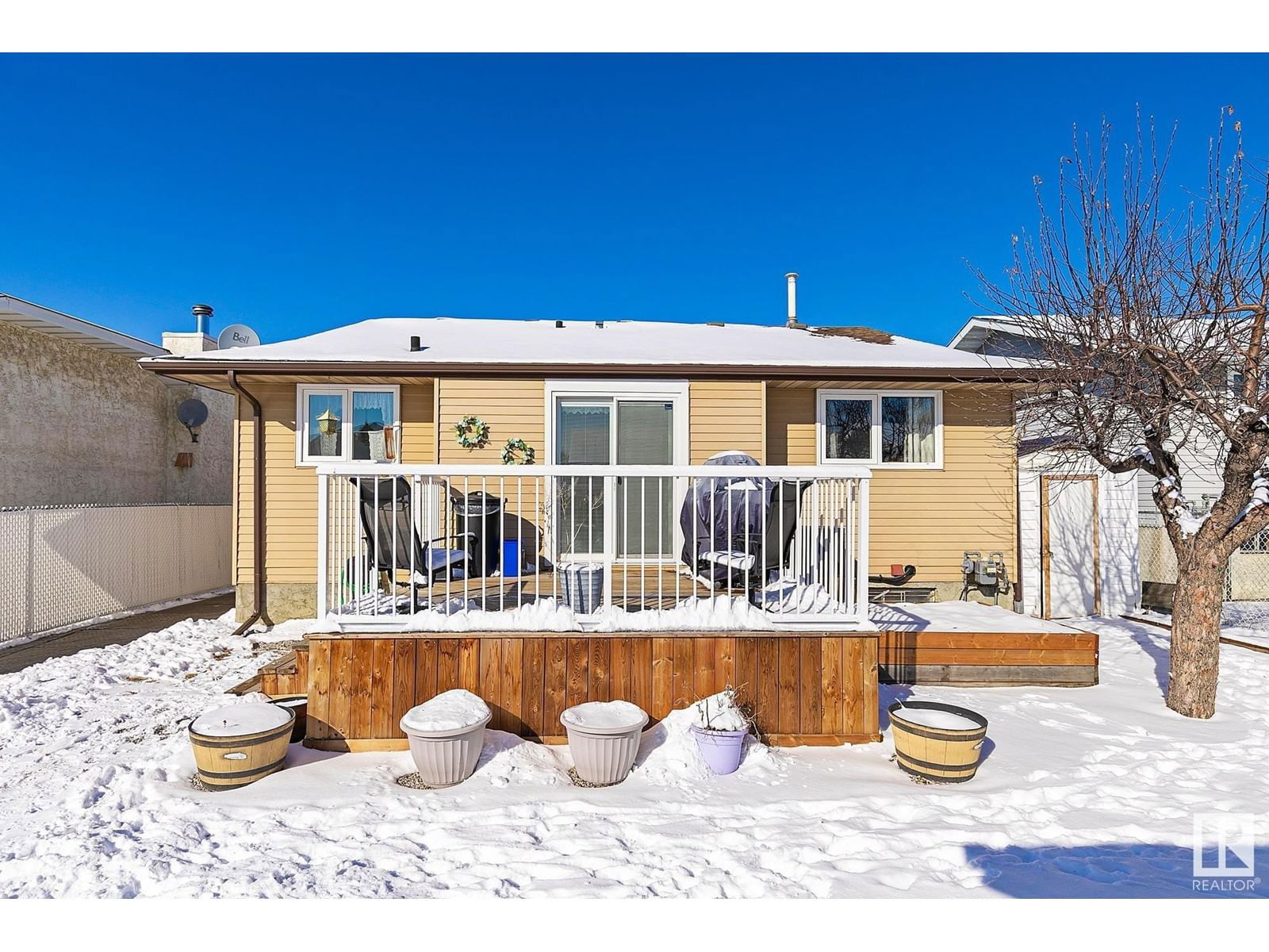 8803 152b Av Nw Edmonton, Alberta