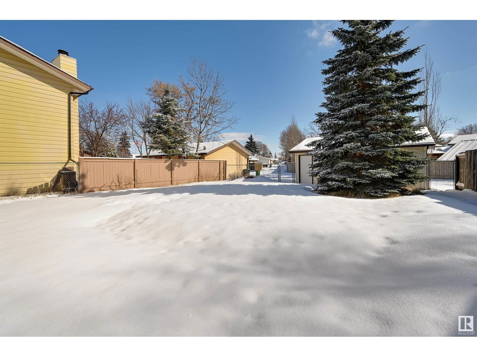 3963 55 St Nw Edmonton, Alberta