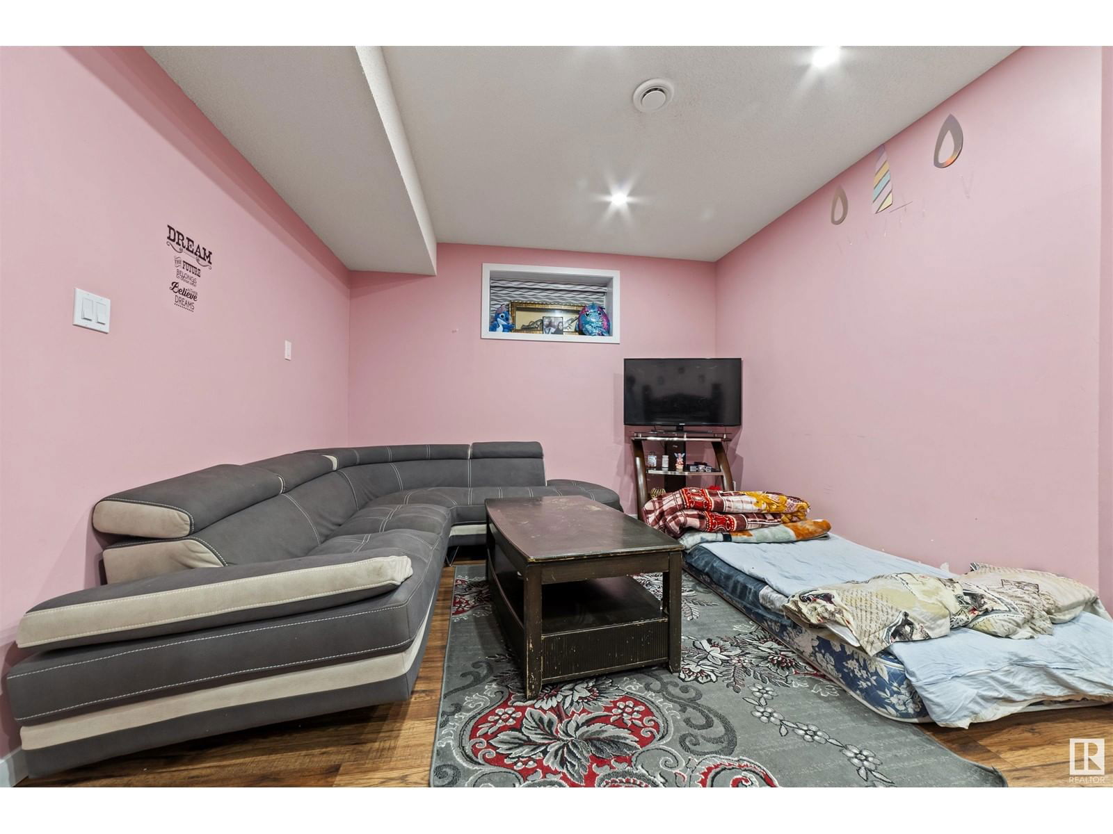 NW - 2511 29 ST Image 32