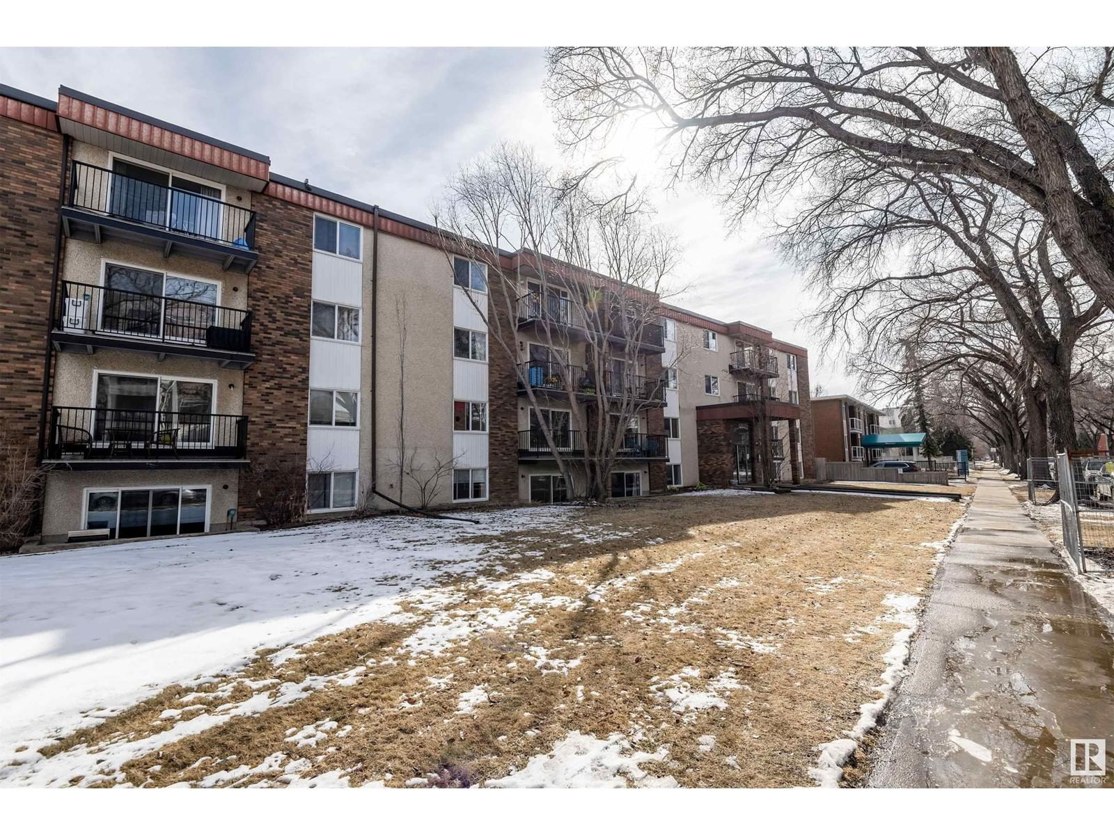 #309 - 10335 117 ST Image 2