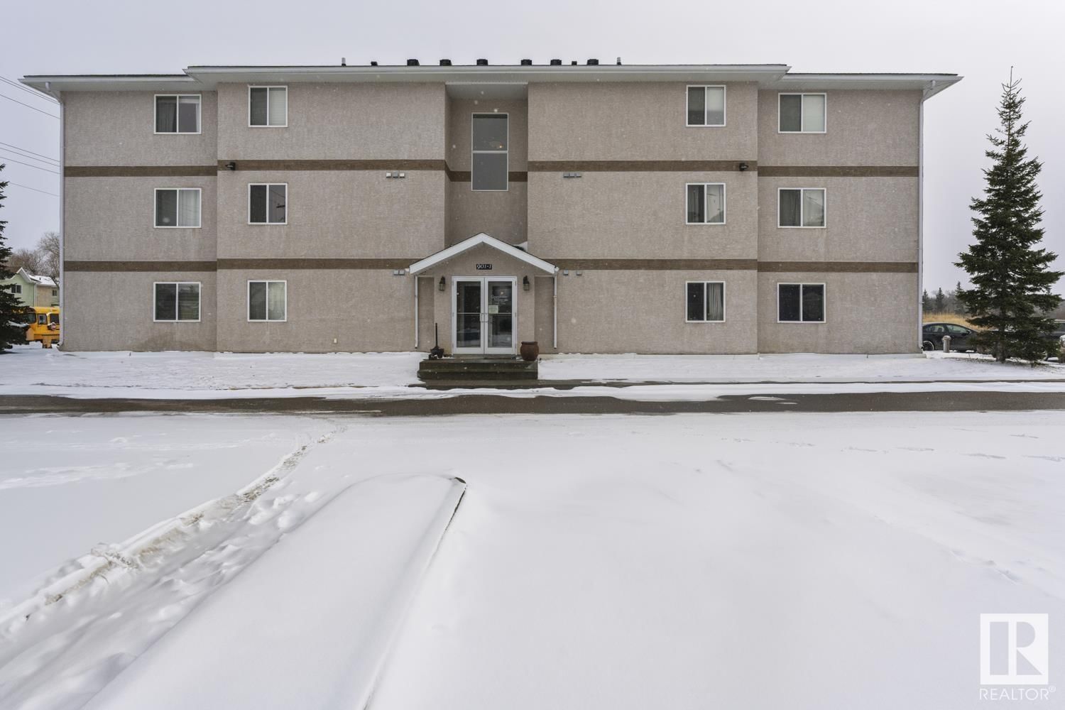 1301 901 16 ST Image 19
