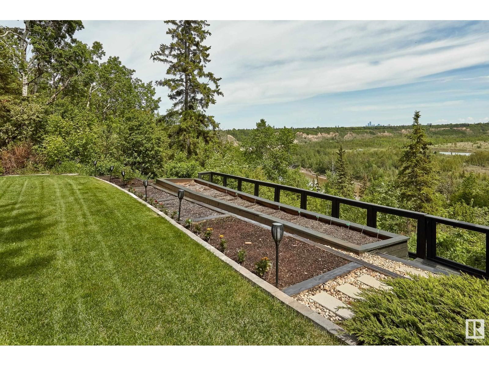 5 DONSDALE CR Image 61