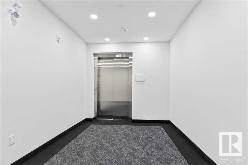 201 - 8370 BROADCAST AV Image 30