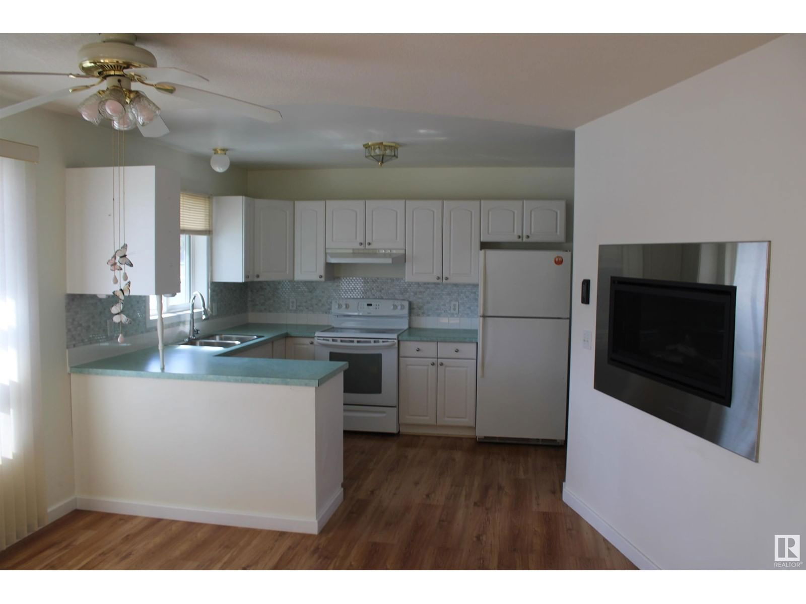 112 4 ST Image 22