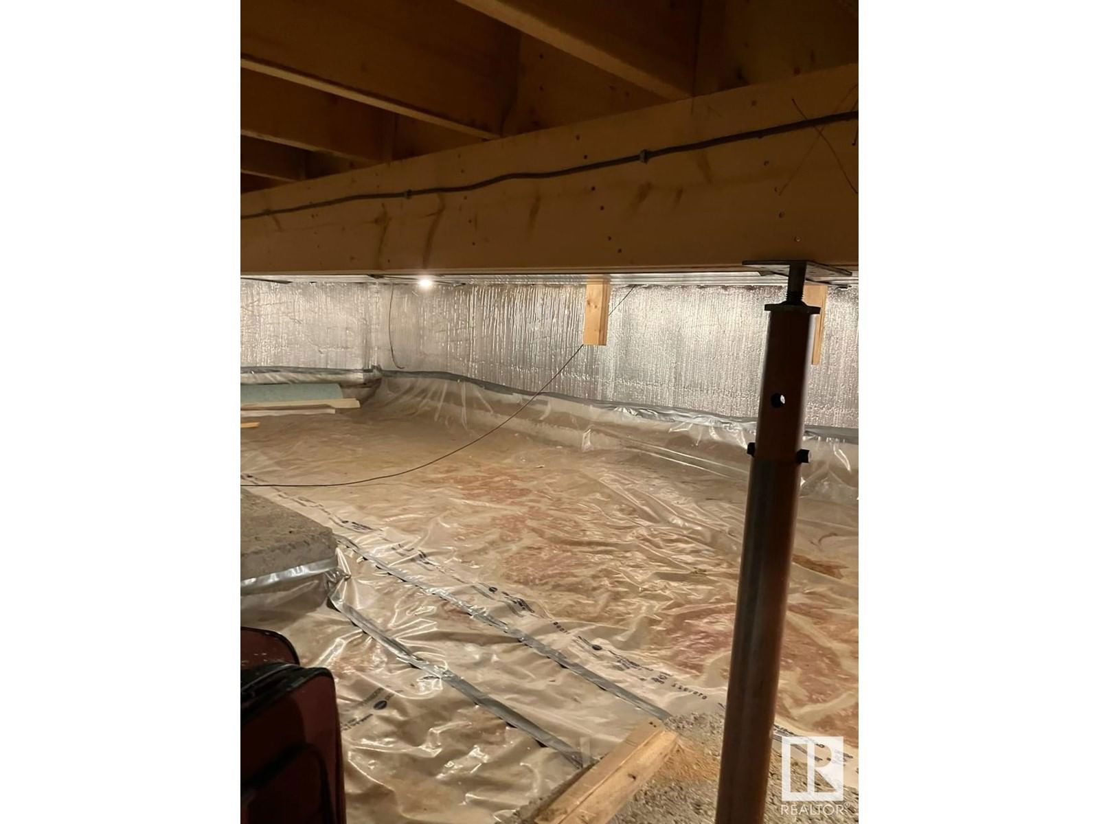 112 4 ST Image 32