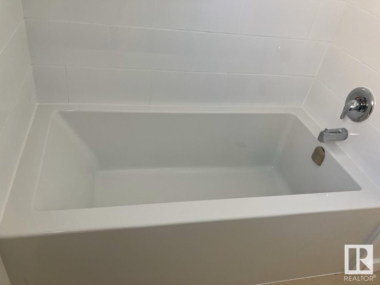 112 4 ST Image 33