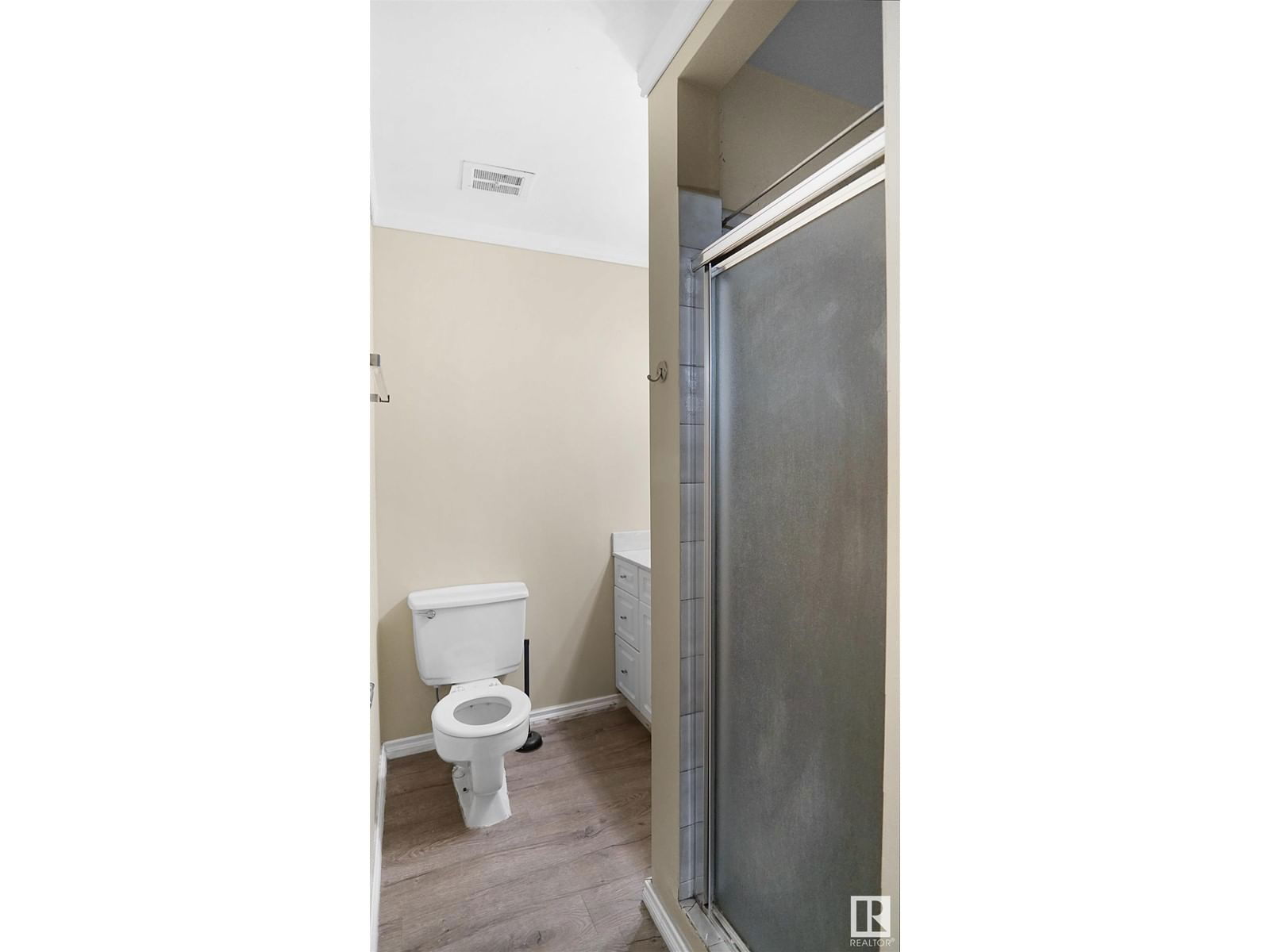 51 HAMILTON CR Image 16