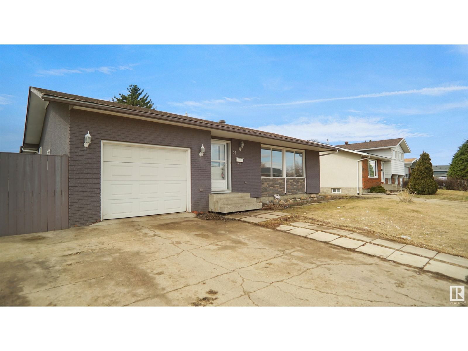 51 HAMILTON CR Image 2