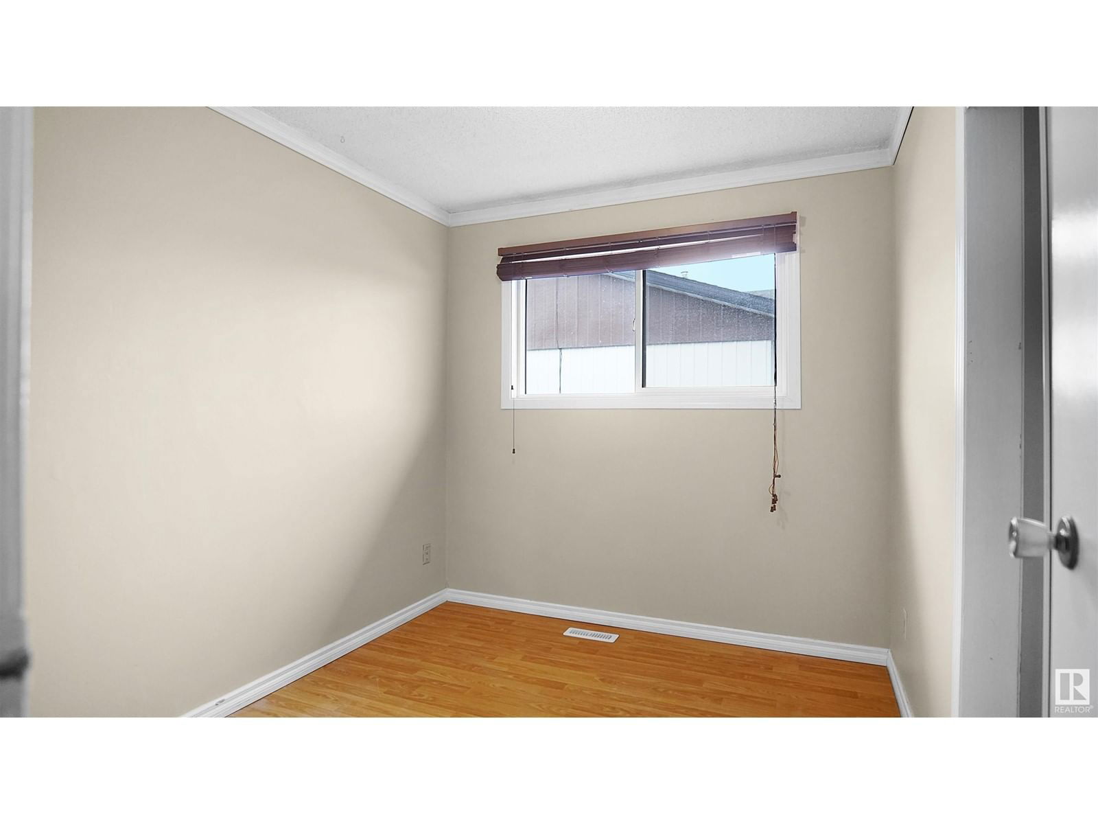 51 HAMILTON CR Image 20