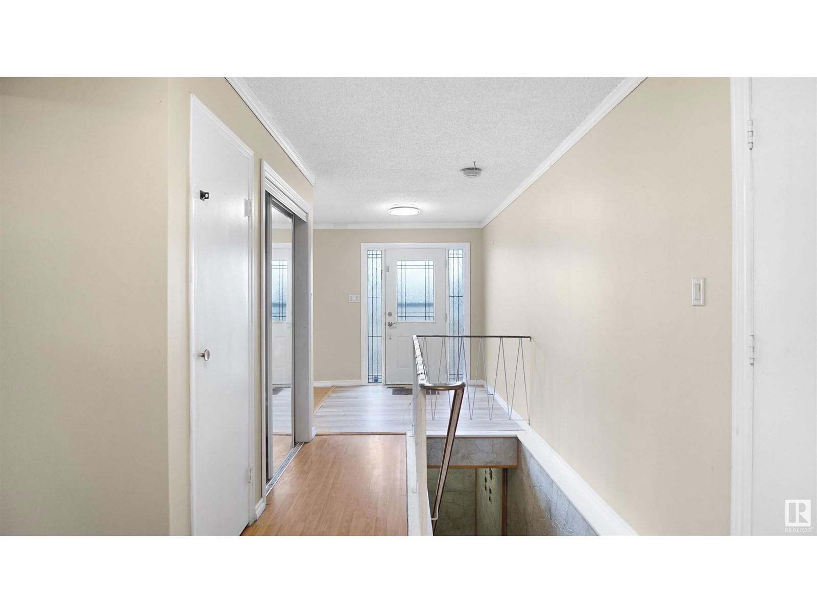 51 HAMILTON CR Image 4