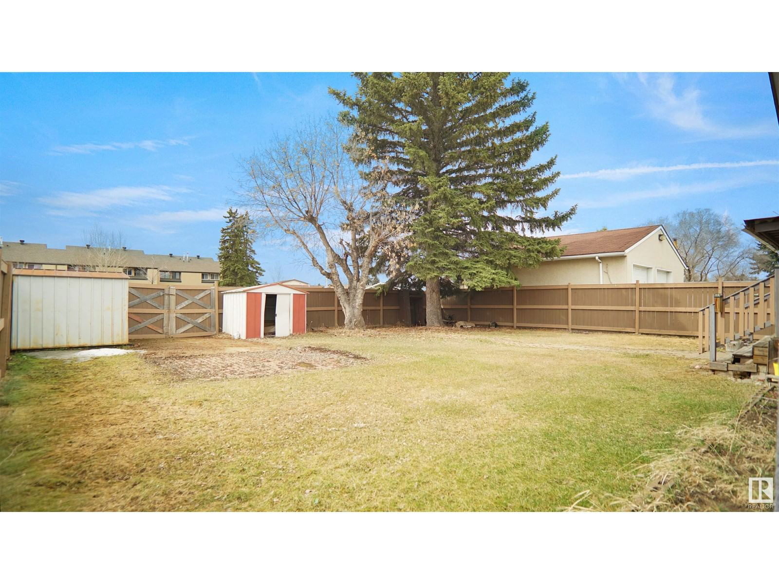 51 HAMILTON CR Image 42